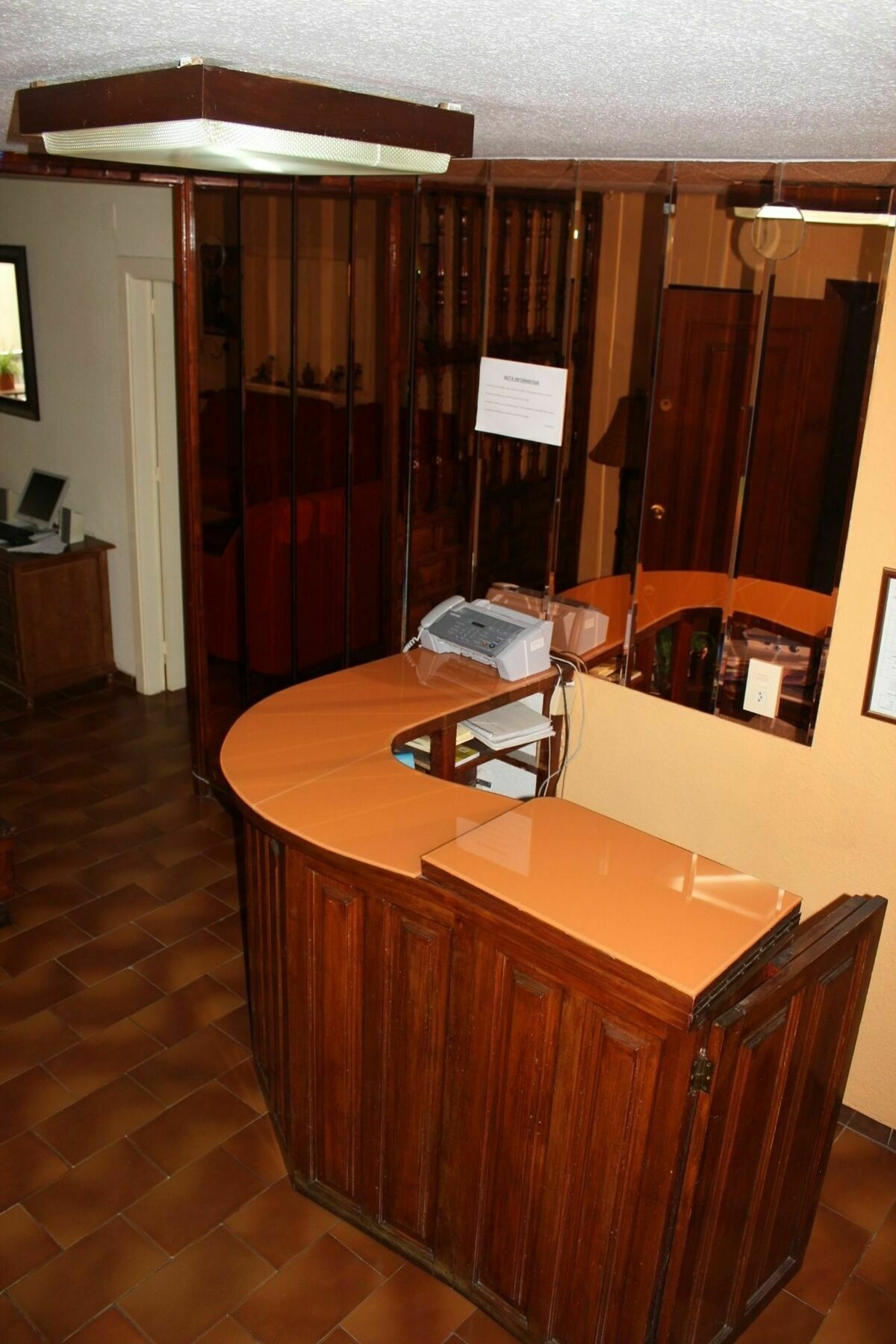 Hostal Andalucia Almuñécar Eksteriør bilde